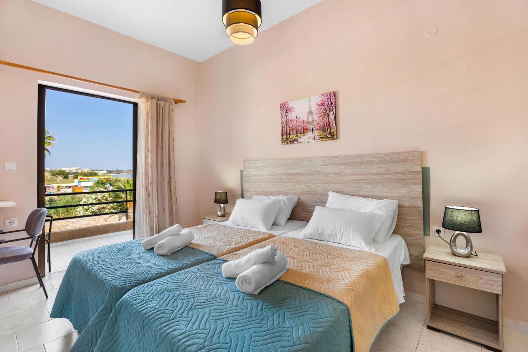 Sun Beach Apartments In Chania 09 11 Bagian luar foto
