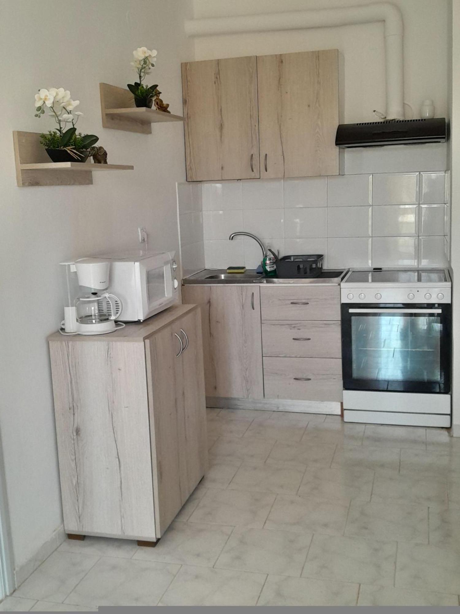 Sun Beach Apartments In Chania 09 11 Bagian luar foto